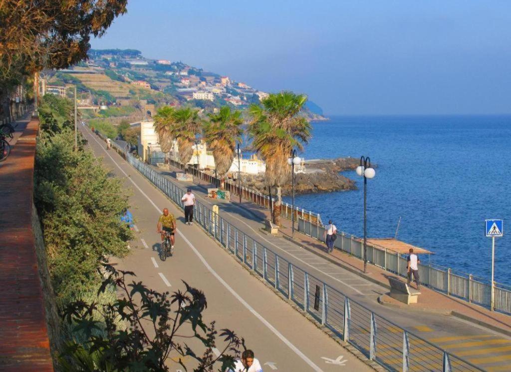 Giardino In Citta; Centralissimo Sanremo Ngoại thất bức ảnh