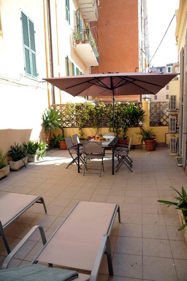Giardino In Citta; Centralissimo Sanremo Ngoại thất bức ảnh