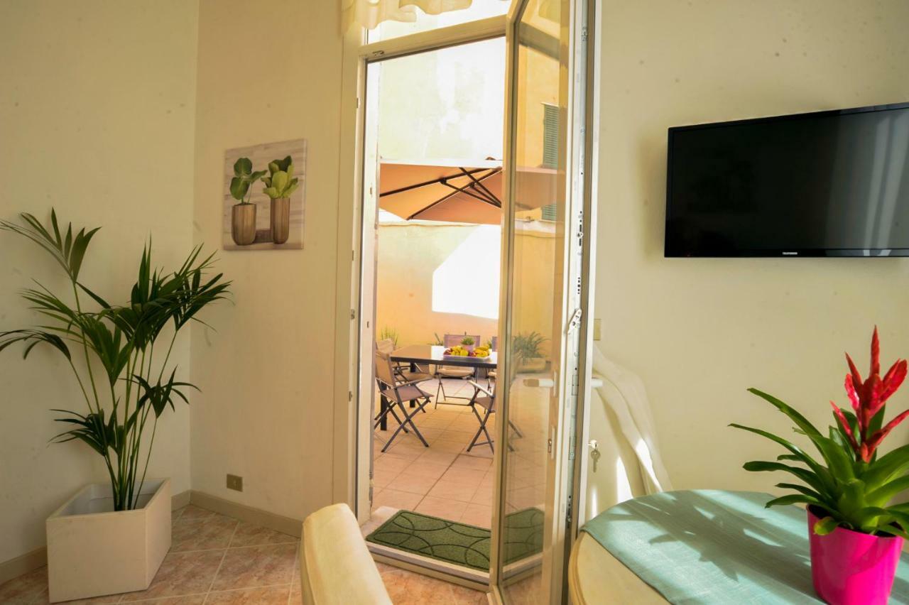 Giardino In Citta; Centralissimo Sanremo Ngoại thất bức ảnh